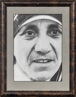 Mother Teresa Signed Photo In Framed Display (JSA)